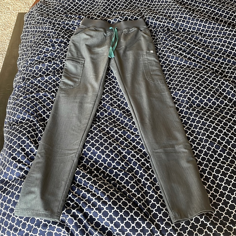 Women’s Fig Scrub Pants - XS